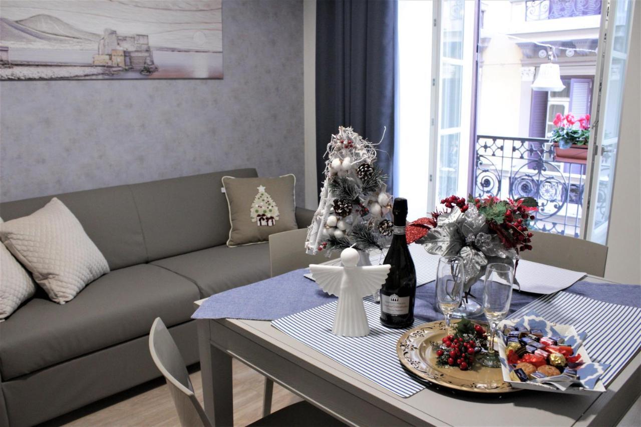 Napoli Mariana Luxury Apartment Luaran gambar